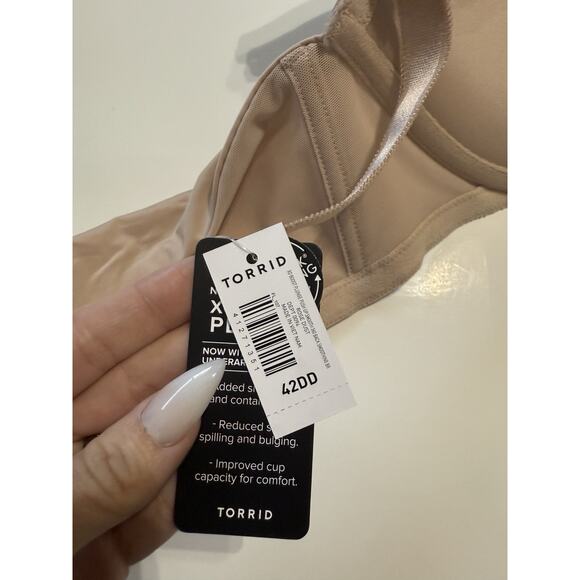 Torrid 360 Back Smoothing Push Up Plunge Bra Nude Beige Size 42DD NWT - Picture 4 of 5